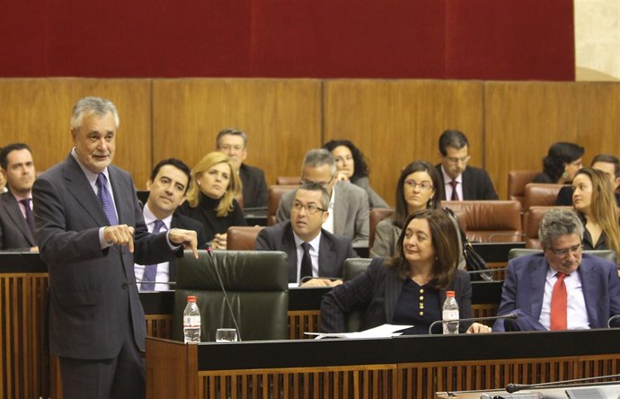 José Antonio Griñán En El Pleno Del Parlamento