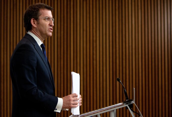 alberto nunez feijoo preside a reunion semanal do consello da xuntafoto: ana var