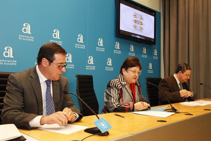 Luisa Pastor junto a Juan Bautista Roselló y José Luis Ferris