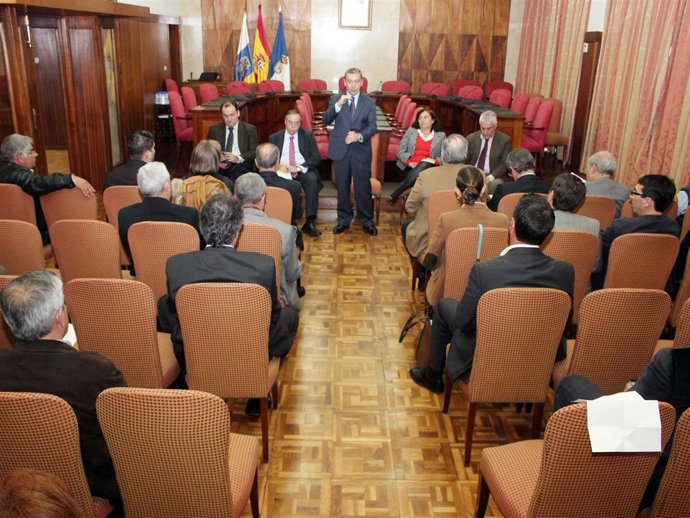 Rivero, ante los empresarios