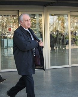 Blasco a la salida de la Ciudad de la Ciudad de la Justicia tras declarar 