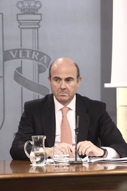 De Guindos, en el Consejo de Ministros