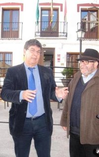 Valderas alerta contra la "marcha atrás" de la reforma local del Gobierno