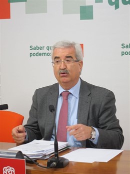 Manuel JIménez Barrios, presidente del PSOE en Cádiz