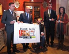 Cristóbal Martínez, de la ONCE, y el alcalde de Málaga