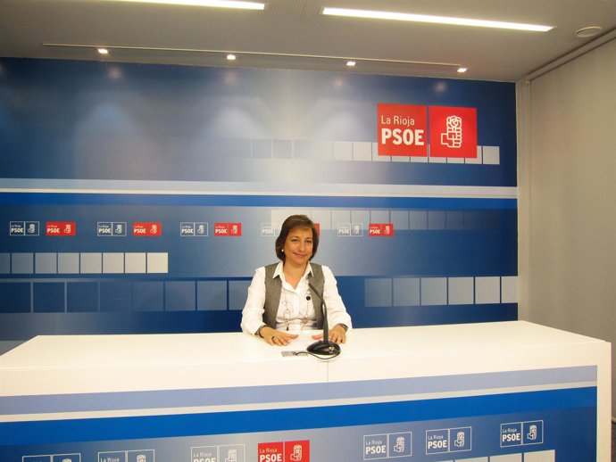 La secretaria de Relaciones Políticas del PSOE de La Rioja, Victoria de Pablo
