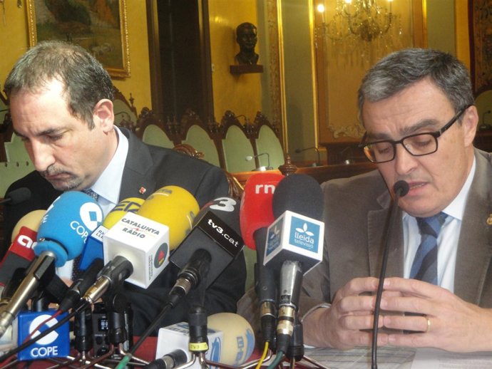 El conseller Ramon Espadaler y el alcalde Àngel Ros