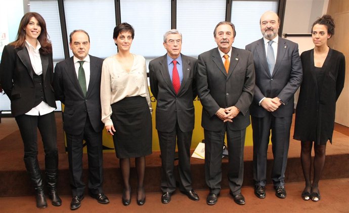 Juan de Dios Román Miguel Ángel Bufalá Carlota Castrejana Fundación Estudiantes 