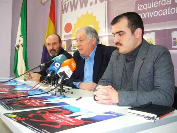 El escritor y miembro del comité federal de IU Felipe Alcaraz. 