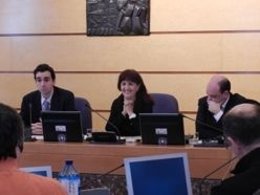 Itziar Garamendi en comisión en Juntas de Bizkaia
