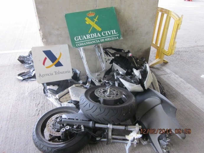 Moto despiezada para su venta en Marruecos