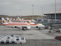 Iberia recoloca al 85% de los pasajeros afectados por la huelga y reembolsará los billetes al resto