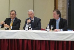 El consejero Modesto Lobón en la inauguración del encuentro.