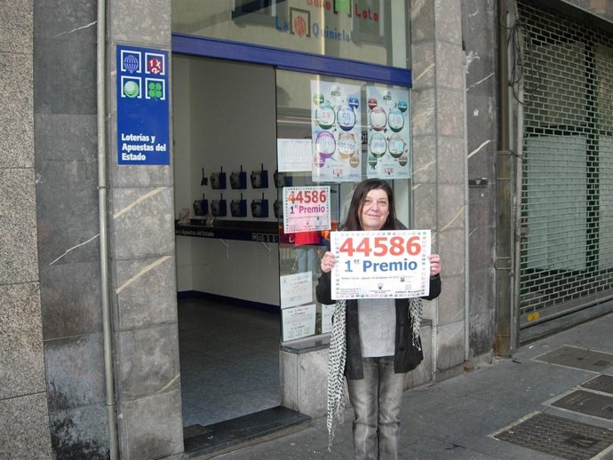 Premio De Lotería Nacional En Mieres