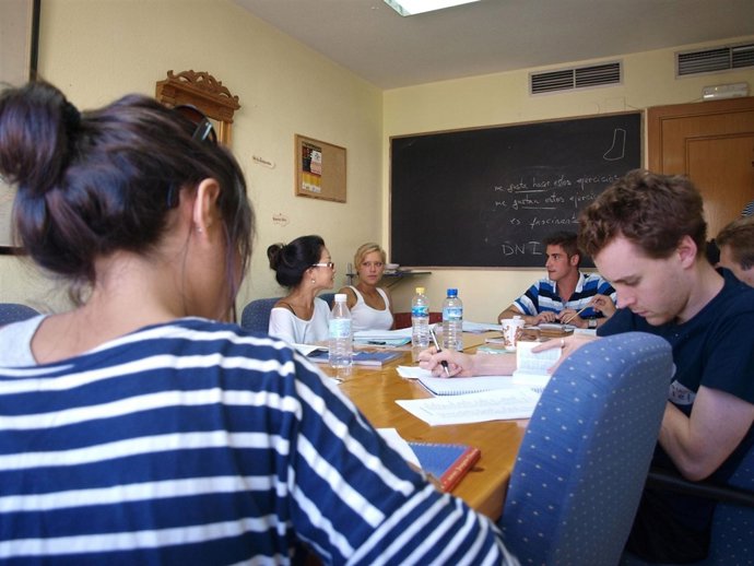 Estudiantes de español, durante una clase