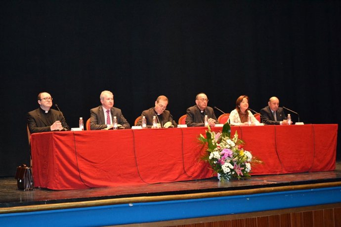 Del Río asiste al XV Encuentro de Cofradías de Semana Santa