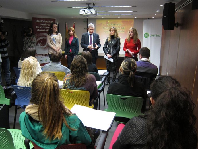 La Red Vecinal imparte un curso formativo