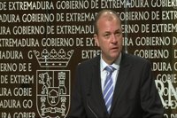 Monago advierte que "cada vez que haya un foro donde se discutan fondos" reivindicará que Extremadura cumplió el déficit