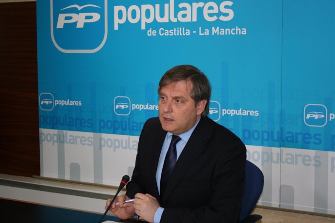 Paco Cañizares, portavoz del PP en las Cortes