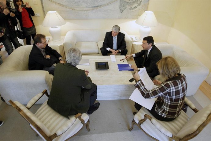 Plan Regional de Empleo, sindicatos, empresarios y González