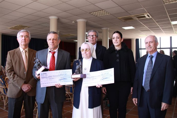 Hogar de Betania premia a Cruz Roja por su labor con las personas mayores