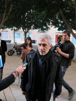 El diputado de IU, Gaspar Llamazares