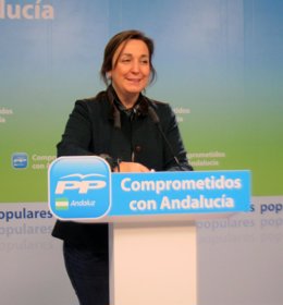 La vicesecretaria del PP-A Ana María Corredera hoy en rueda de prensa