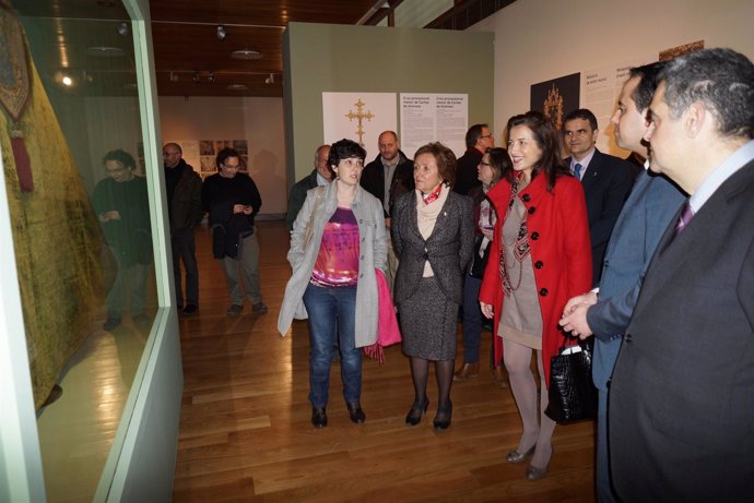 Marta Alonso inaugura la exposición 'Restaura CV'