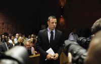 Un testigo asegura que no paró de escuchar gritos de la casa de Pistorius 