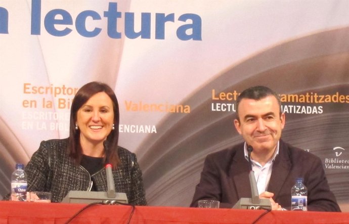 María José Català y Lorenzo Silva en el ciclo de animación lectora