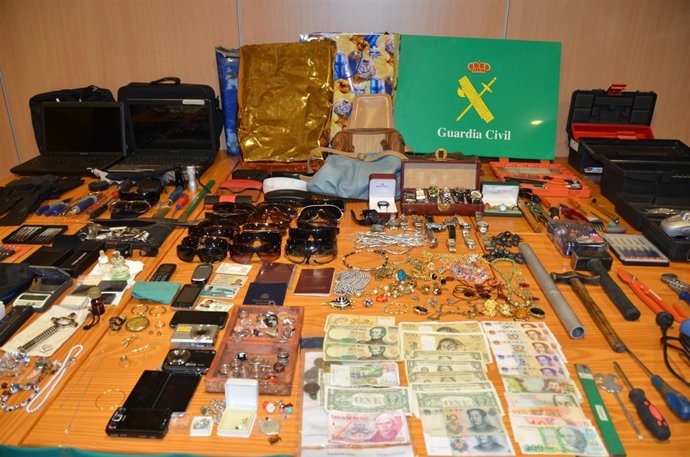 Efectos intervenidos en la Operación Viso en Vigo