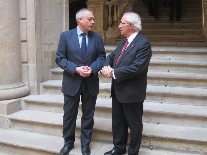Pere Navarro (PSC) Miquel Valls (Cámara de Barcelona)