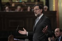 Rajoy responde a Rubalcaba que él no pide la dimisión del líder socialista porque ya se la piden en su partido