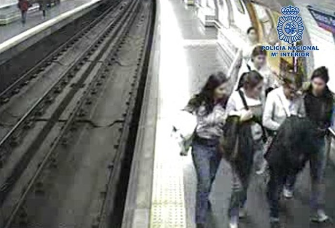 Carteristas en el Metro