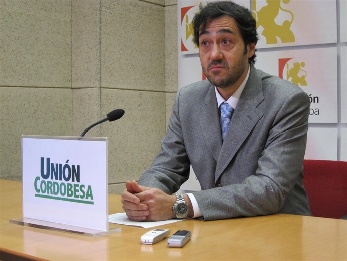 Carlos Baquerín en su última rueda de prensa como portavoz de UCOR