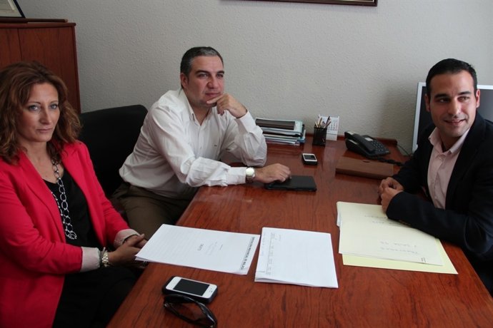 Elías Bendodo, Emiliani Jiménez y Antonio Pérez