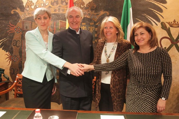 Anuncio concesión de la Universidad Internacional de Marbella