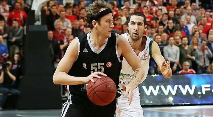 Sergi Vidal en el partido ante el Brose Baskets