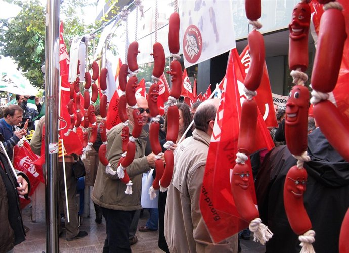 Chorizada contra los recortes en servicios públicos