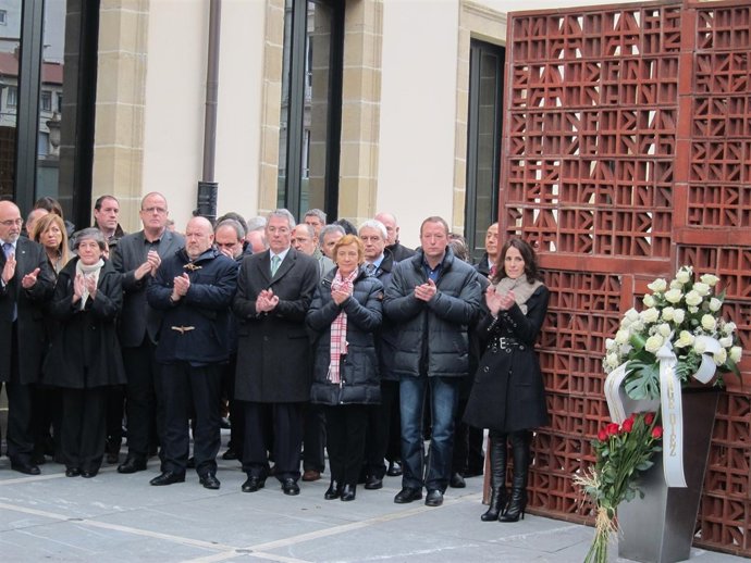 Homenaje del Parlamento a Fernando Buesa