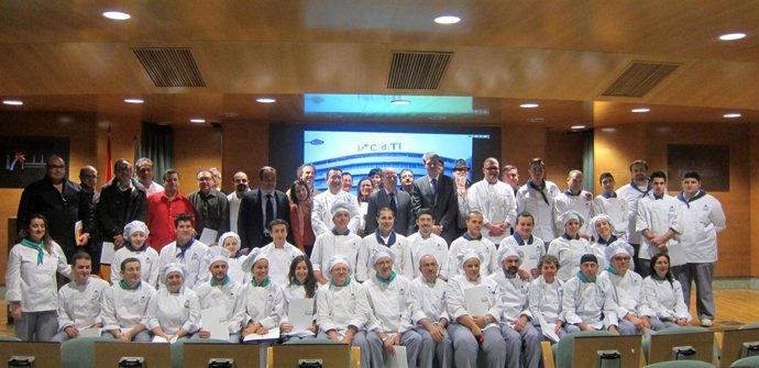 Máximo Buch junto a los alumnos del CdT de Valencia