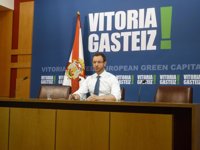 El alcalde de Vitoria rechaza la moción sobre presos de ETA y advierte de que no la va a cumplir