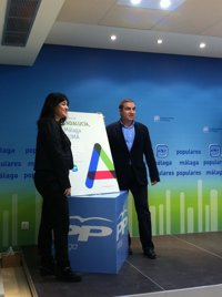 Bendodo defiende que Málaga debe tener "el metro que se merece y no el que otros creen que merece"