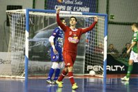 ElPozo Murcia sufre pero gana