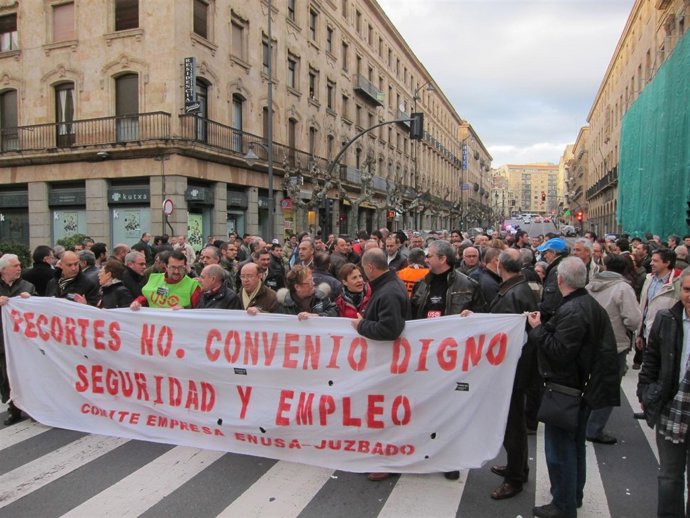 Protesta de trabajadores de Enusa el pasado 13 de febrero en la Gran Vía de Sala
