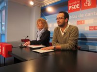 AMP.- Hernando (PSOE) asegura que Bárcenas "tiene cogido por el cuello" a Rajoy