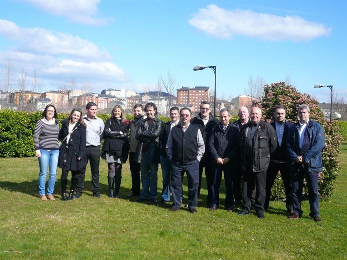 Participantes en la Asamblea de la IGP Cecina de León