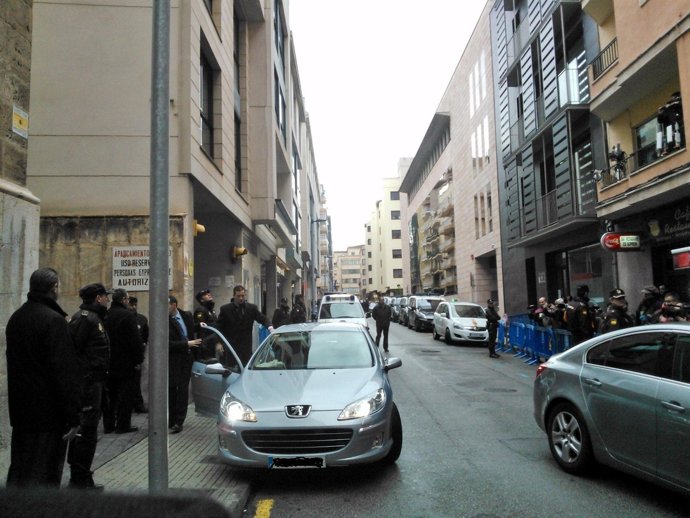 Iñaki Urdangarin a su llegada a los Juzgados de Palma