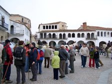 Senderistas En Garrovillas De Alconétar (Cáceres)