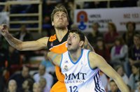 El Fuenlabrada no aguanta al líder